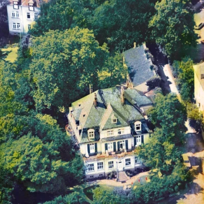 09e93b_325d4de298414792b29602ade88d619f~mv2_d_1368_1730_s_2